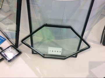 China Kundengebundene warme Rand-Butyldistanzscheibe für dreifaches isolierendes Glas fournisseur