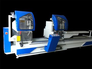 China Selbstplastikfenster und Tür-Maschinerie Winkel-Doppelt-Gehrungsfuge CNC willkürliche sah fournisseur