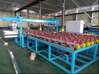 China Horizontale automatische säumende Glasmaschine, Seitenglasverarbeitungsanlage vier fournisseur