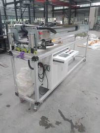 China Automatischer mildernder Ofen-keramischer Rollen-Reinigungs-Glasroboter, keramische Rollen-Reinigungs-Maschine fournisseur