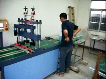China Doppelter Hauptkreisglasschneider, automatische runde Glasschneiden-Tabelle, Glasschneiden-Tabelle, Glasschneiden-Maschine fournisseur