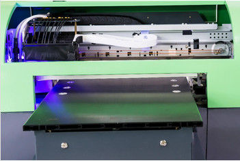 China Leder/PVC/ABS CMYK 4W hoher UVdrucker Genauigkeits-LED mit EpsonDX5 geht 100cm × 75cm × 52cm voran fournisseur
