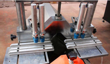 PVC-Fensterverglasungs-Perlen-sah/PVC glasierende die Perlen-Schneidemaschine fournisseur